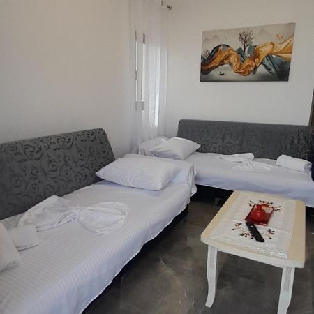Miri'S Villa Saranda Extérieur photo